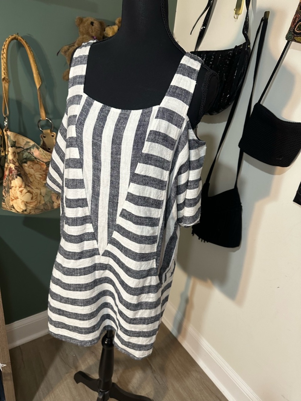 Soft Surroundings Striped Linen Blend Cold Shoulder Tunic Dress Cover Up Pockets